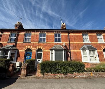 3 bedroom terraced house to rent - Photo 4