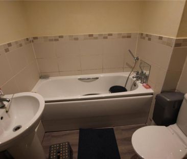 2 bedroom house to rent - Photo 4