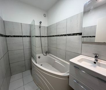 Location Appartement 2 pièces 50m² - Photo 4