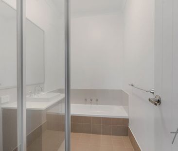 Effortless Coastal Living - Photo 6