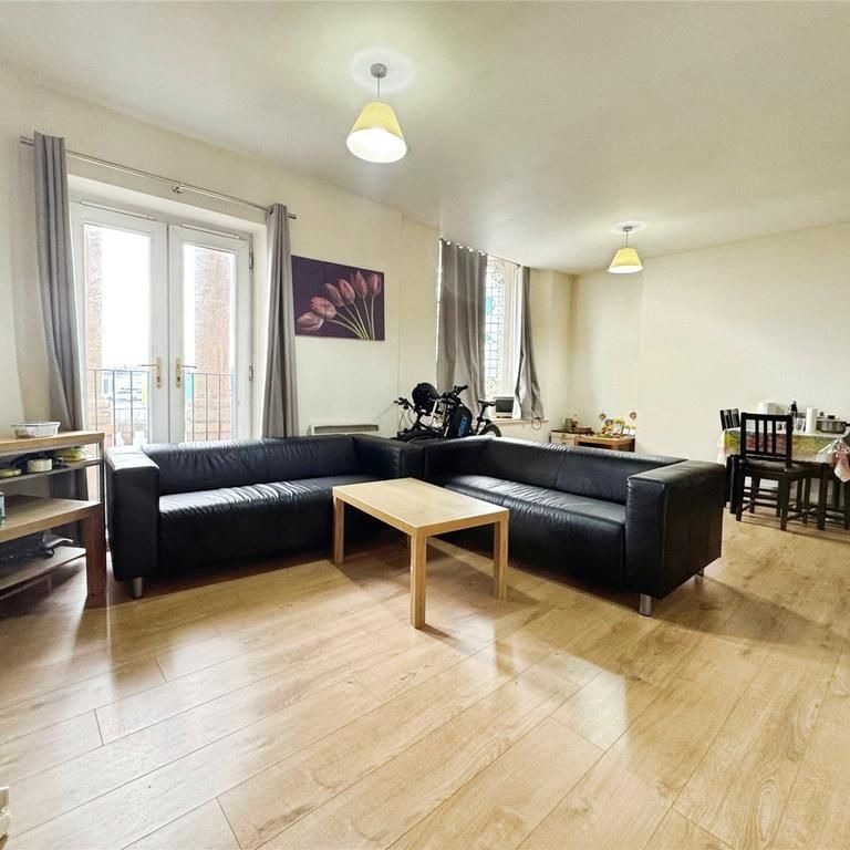 2 bedroom apartment to rent - Photo 1