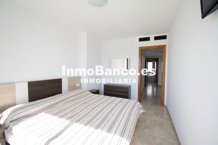 3 bedroom luxury Flat for rent in Valencia - Photo 5