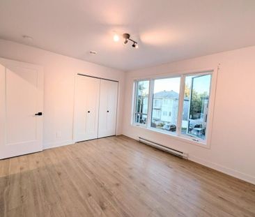 Nouvelle construction Condo 3 1/2 Longueuil Rive-Sud Montérégie - Photo 2
