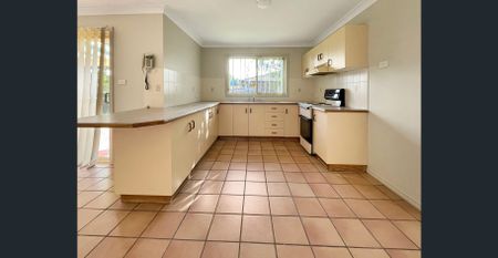 Three bedroom home in Eastridge - Photo 5