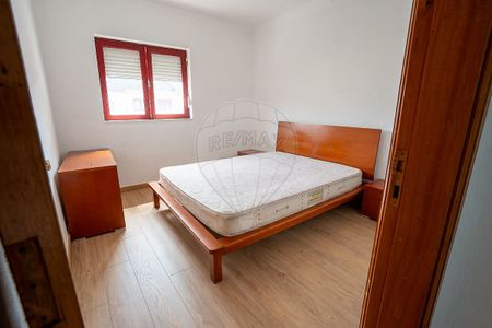 Moradia T4 em Coimbra - Foto 3