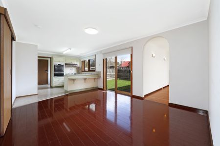 Spacious Three-Bedroom Home on a Corner Block - Photo 3