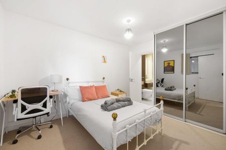 2 bedroom flat to rent - Photo 3