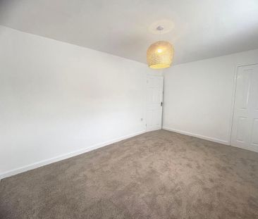 2 bed semi-detached house to rent in SR4 - Photo 3