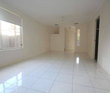 Modern Townhouse Located in the Heart of Nambour - Photo 4