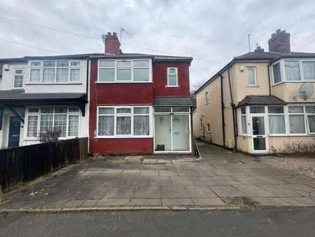 Nelson Avenue, Bilston, WV14 - Photo 4