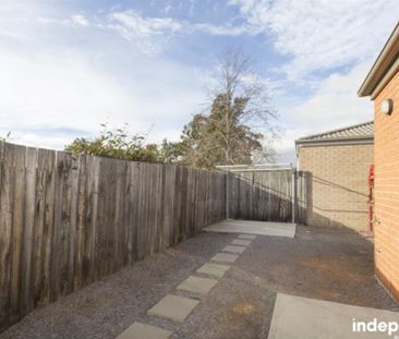 88 Tay Street, Watson ACT 2602 - House For Rent | Domain - Photo 5