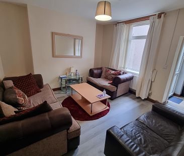 1 bed house / flat share to rent in Wood Road, Treforest, CF37 - Photo 1