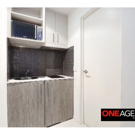 1708a/420 Macquarie Street - Photo 4