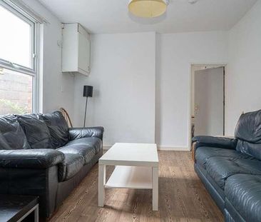 Bedroom House, Lidderdale Road, L15 - Photo 2