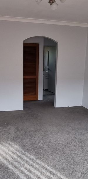 3 Bedroom Apartment + Garage - Photo 1