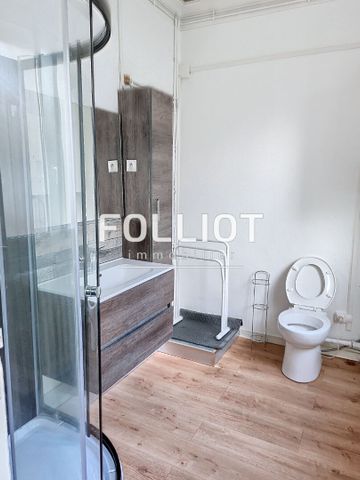 A LOUER - centre de VIRE - BEAU ET GRAND T2 TR�S LUMINEUX - Photo 2