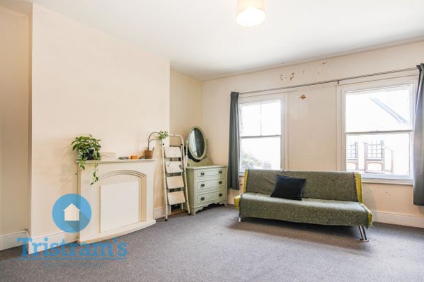 2 bed Apartment for Rent - Photo 1