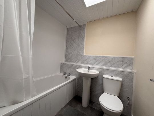 Lodge Road, Rugeley, WS15, Property for rent - Photo 1