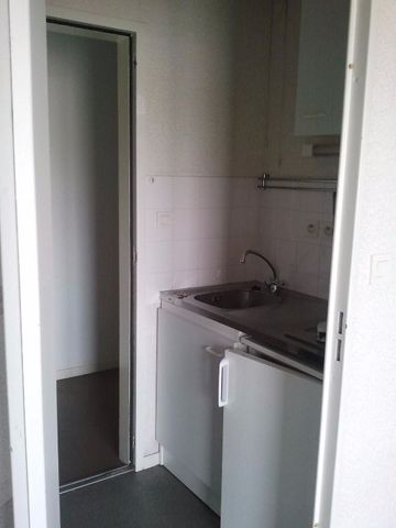 Location Appartement 1 pièce 17m² RENNES 35700 - Photo 4