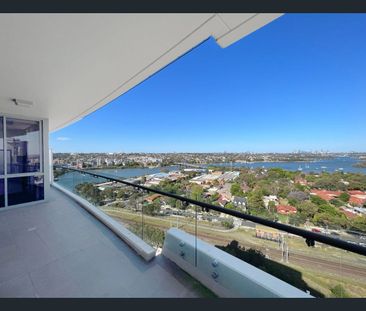 Breathtaking Waterviews & Resort-Style Luxury in 'Vantage North'-La... - Photo 4