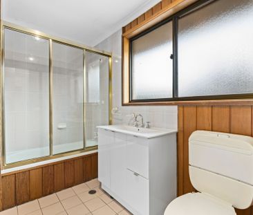 Spacious Family Home - Photo 3