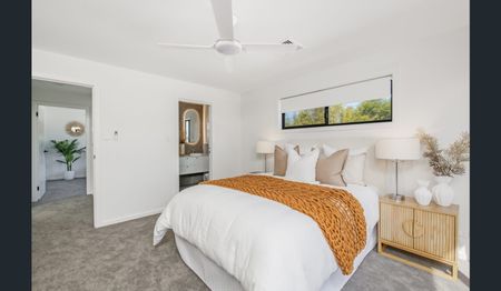 BRAND NEW HOME - MOVE IN & SETTLE IN - Photo 4