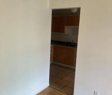 1 CH - 1 SDB - Côte Saint-Luc - $1,330 /mo - Photo 1