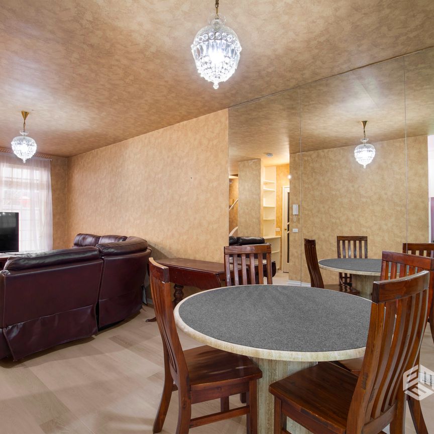 Furnished 2 Bedroom Unit in City - Photo 1