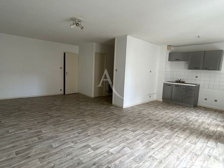 Location Appartement 3 pièces 64m² - Photo 3