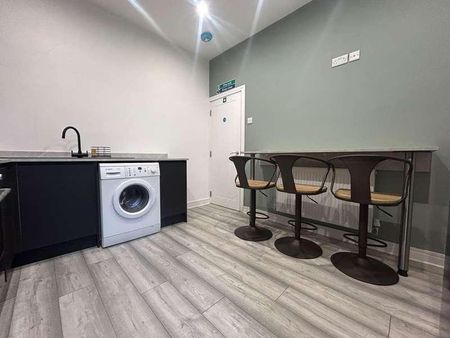 Broughton Avenue, DN5 - Photo 4