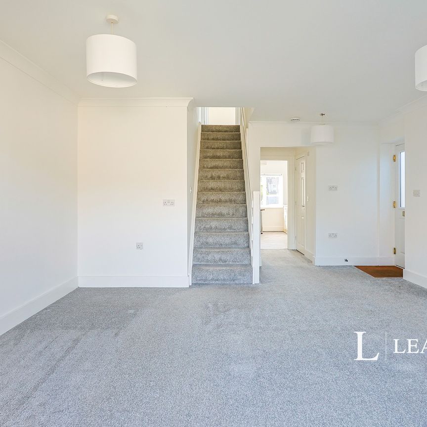 2 bedroom house to rent Livingstone Road, Poole, Dorset, BH12 - Photo 1