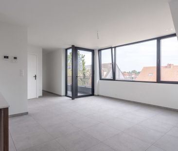 Nieuwbouw dakappartement met 2 slpks en autostplts te Mol. - Photo 1