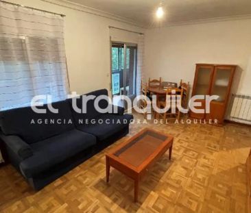 Piso de alquiler en Avenida San Luis, Pinar del Rey - Photo 1