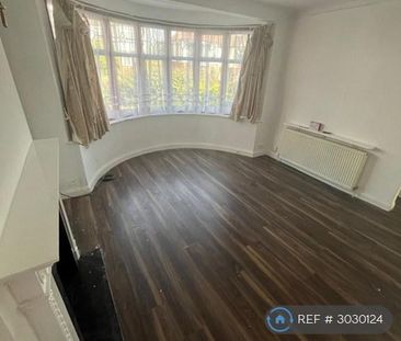 3 bedroom semi-detached house to rent - Photo 1
