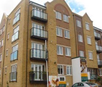 2 bedroom apartment to rent - Photo 2