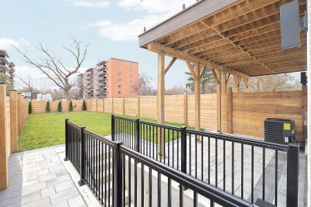 For Lease - 1046 ROOSEVELT Road, Mississauga, Ontario - Photo 3
