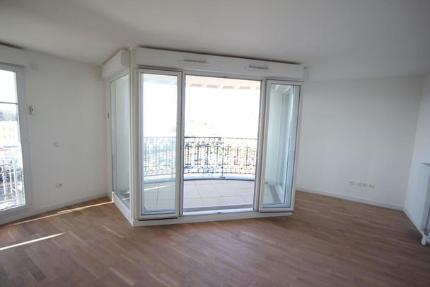 Location Appartement 3 pièces 70m² LE PLESSIS ROBINSON 92350 - Photo 1