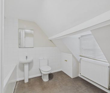 2 bedroom terraced house to rent - Photo 6