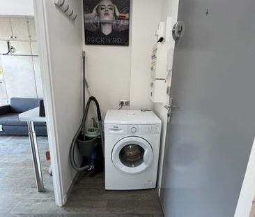 Location Appartement 1 pièce 19m² PARIS 15ème - Photo 5