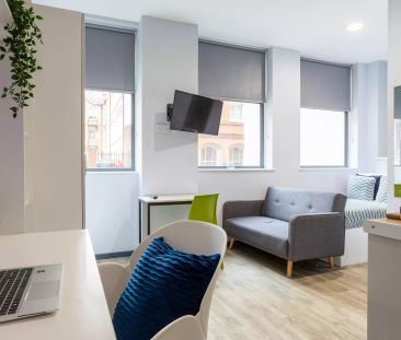 Gold Studio - Photo 4