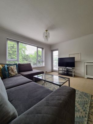 2 Bed Flat, Moss Hall Grove, N12 - Photo 1