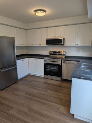 For Lease - 931 Glasgow Street Unit# 35B, Kitchener, Ontario - Photo 1