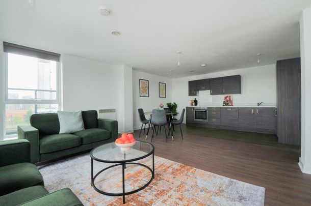 3 bedroom apartment to rent - Photo 1