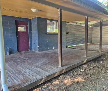 CABOOLTURE - HOMELY & POWERED SHED - Photo 5