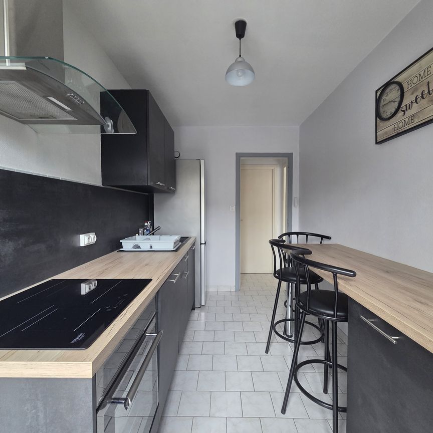 Location Appartement 1 pièce 32m² TROYES 10000 - Photo 1