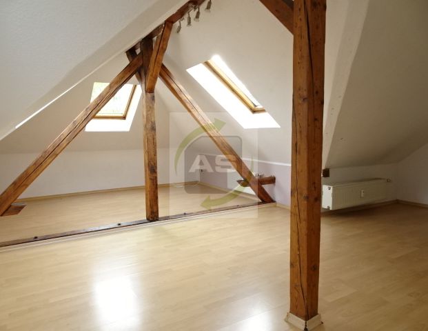 Die wohl schrägste Wohnung Zwickaus - Photo 1