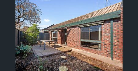 1/572 Napier St, White Hills, Vic 3550 - Photo 2