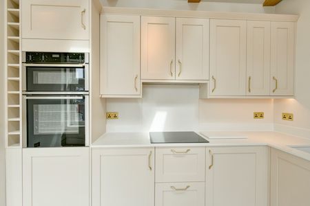 2 Bed Flat, North St, BS3 - Photo 3