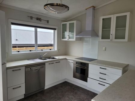 56a Cutfield Road, Lynmouth, New Plymouth - Photo 4