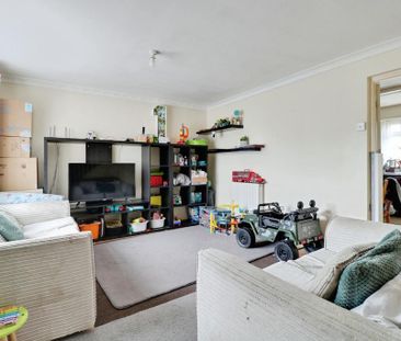 3 bedroom end of terrace house to rent - Photo 5